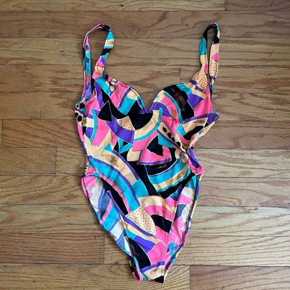 Vintage Other - ‼️SOLD ‼️ Retro 80s Hi-thigh Geometric Swimsuit